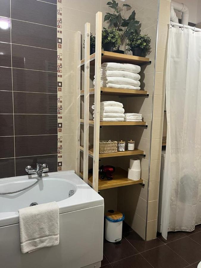 Duomo Family House Apartment เนเปิลส์ ภายนอก รูปภาพ