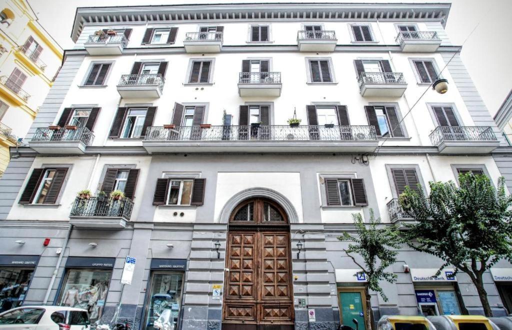 Duomo Family House Apartment เนเปิลส์ ภายนอก รูปภาพ