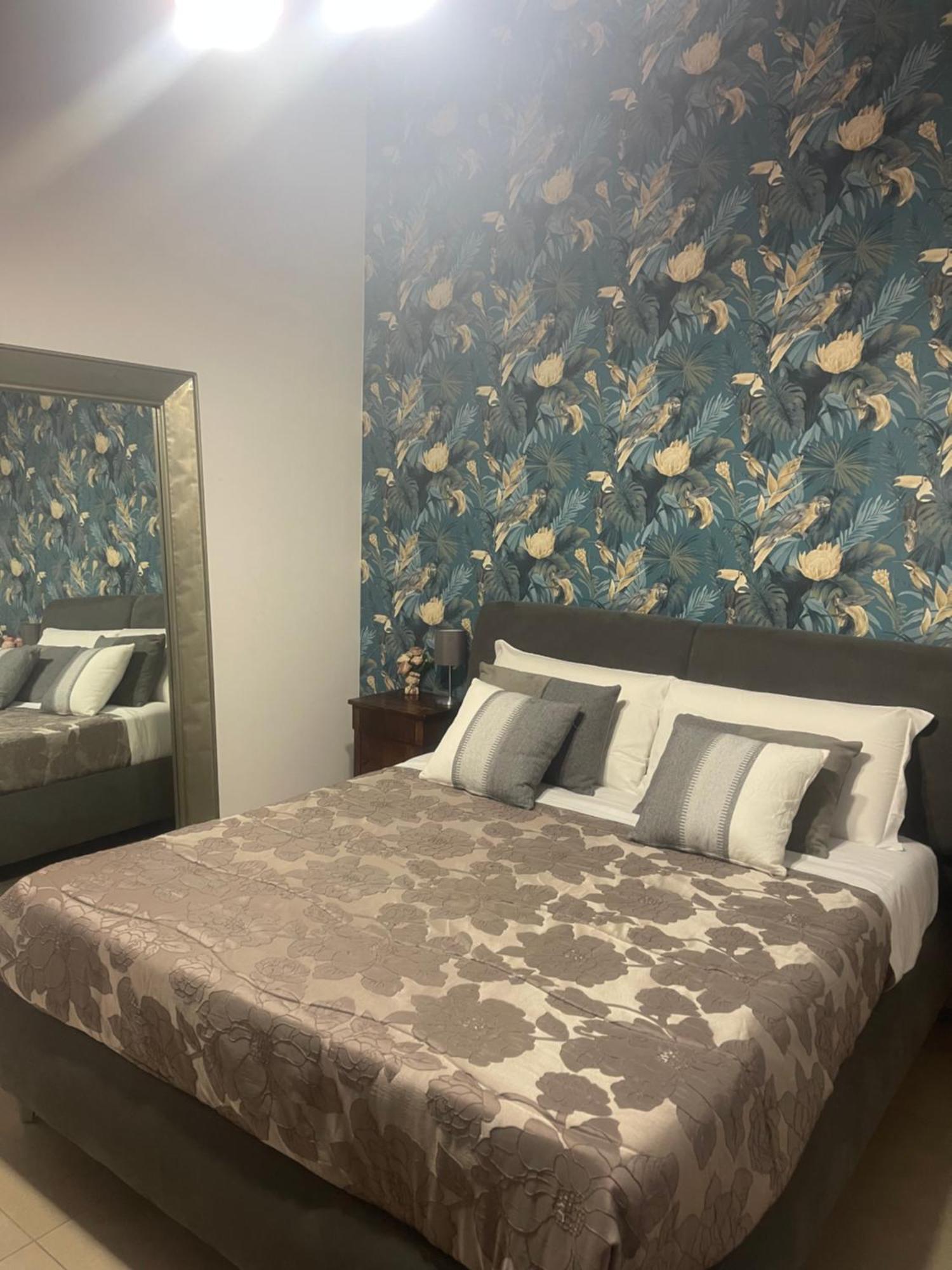 Duomo Family House Apartment เนเปิลส์ ภายนอก รูปภาพ